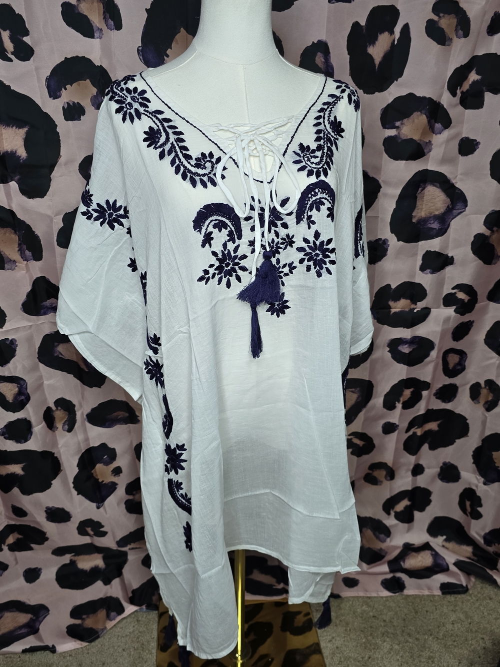 ✨ NWT White Waves Embroidered Boho Tunic Swim Cover Up OSFM ✨
